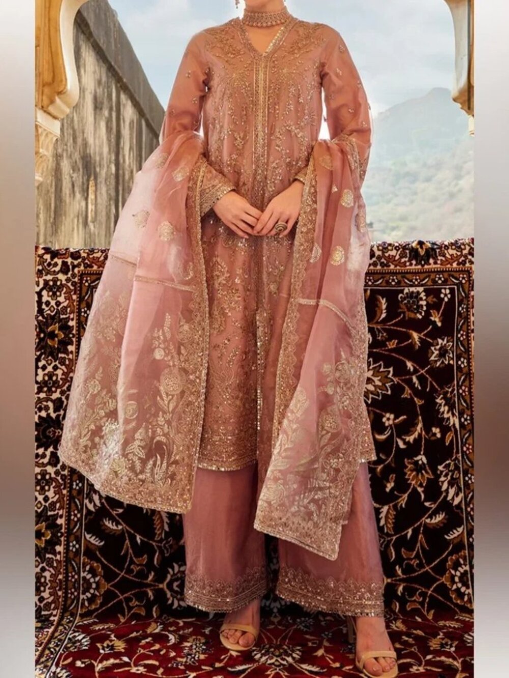 Lashkaraa's Pink kurta set